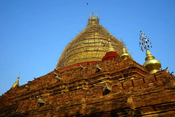 Shwezigon Pagoda w Bagan — Zdjęcie stockowe