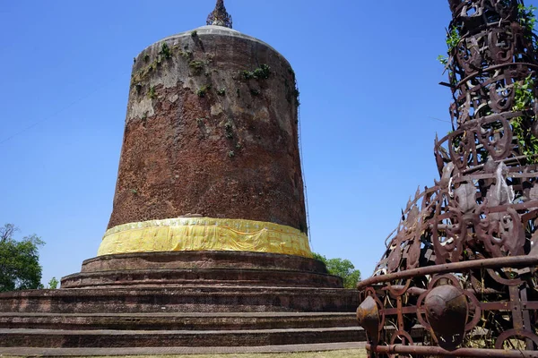 在缅甸的 Bawbawgyi 宝塔 — 图库照片