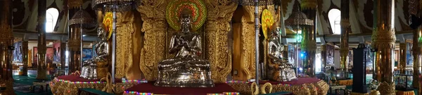 Sunak pagoda içinde — Stok fotoğraf