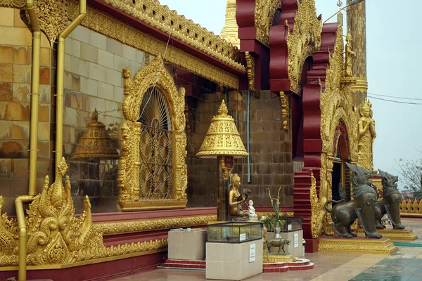 Pagodas dør – stockfoto