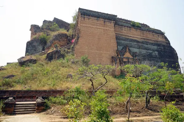 Tégla Mingun pagoda — Stock Fotó