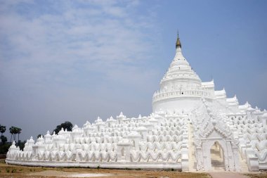 Hsinbyume Pagoda Mingun içinde