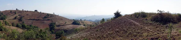 Hills and footpath — Stock Photo, Image