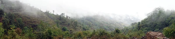 在尼泊尔山区 — 图库照片