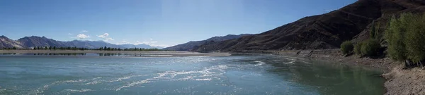 Lhasa Rivver di Tibet — Stok Foto