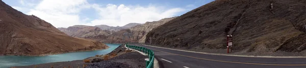 Дорога Тибета — стоковое фото