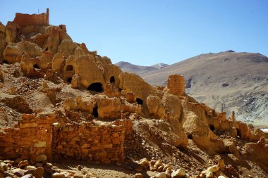 Khyunglung mağara ve hill