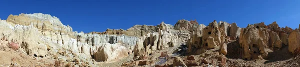 Khyunglung Höhlen und Felsen — Stockfoto