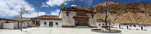 Mosteiro de Kyunglung no Tibete — Fotografia de Stock