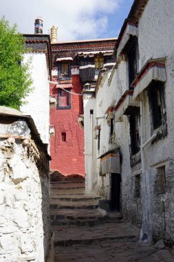 Manastır Caddesi