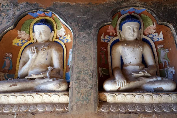 Buddhas im Kloster — Stockfoto