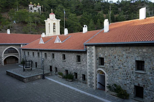 Innenhof von Kloster — Stockfoto