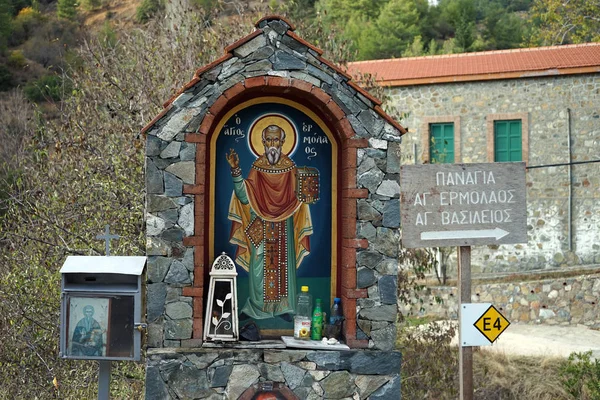 Saint görüntü yolda — Stok fotoğraf