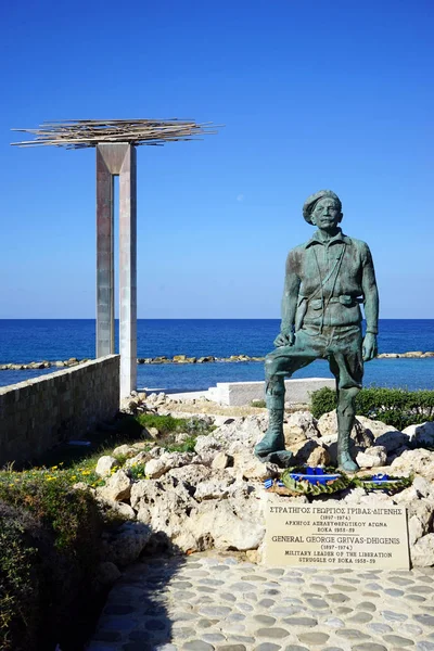 Estátua do General George Grivas-Dhigenis — Fotografia de Stock