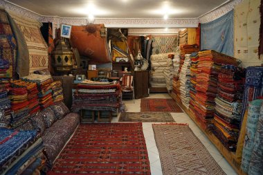 Hediyelik eşya dükkanı