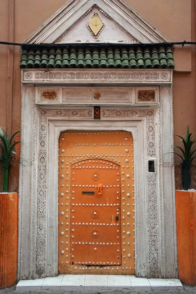Door of house — Stock Photo, Image
