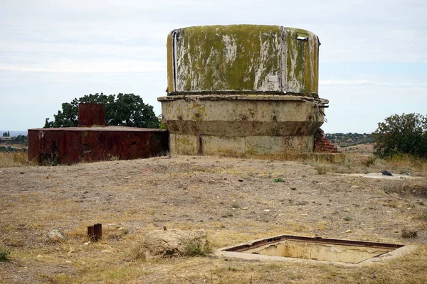 Verde Tanque Cerca Sebastopol Crimea — Foto de Stock