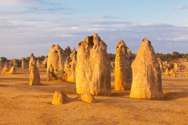 pinnacles çöl