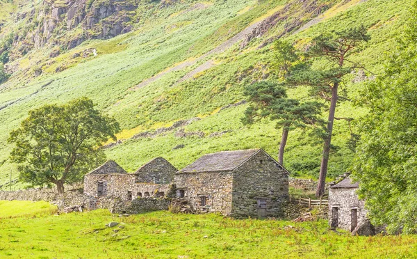 Eski taş çiftlik Homestead