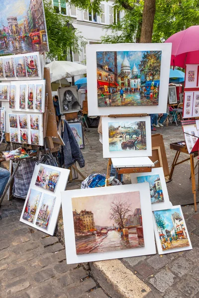 Montmartre Arte en exhibición — Foto de Stock