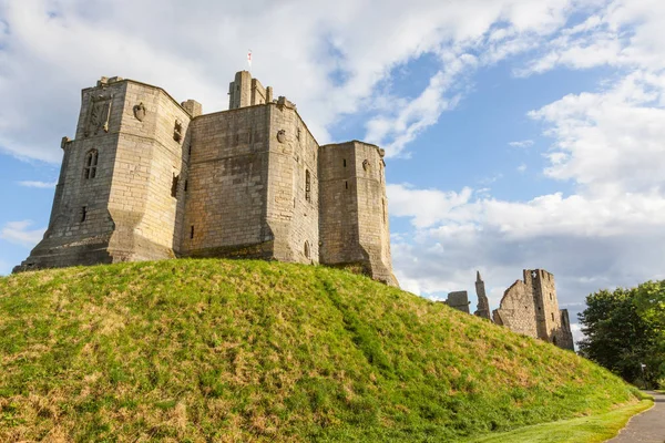 Warkworth Castle in Northumberland, England — Stock Photo, Image