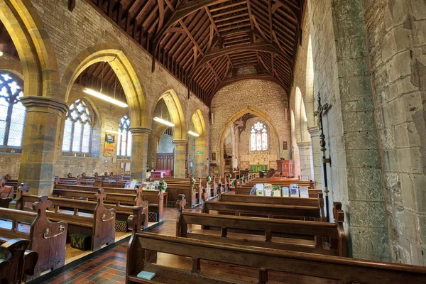 Iglesia de Todos los Santos en Harbury, Inglaterra — Foto de Stock