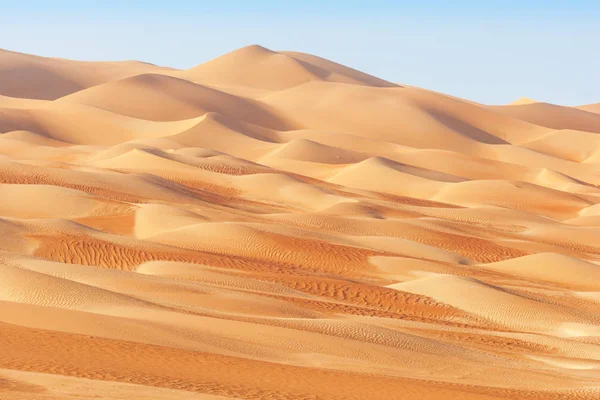 Paesaggio delle dune nel quartiere vuoto — Foto Stock