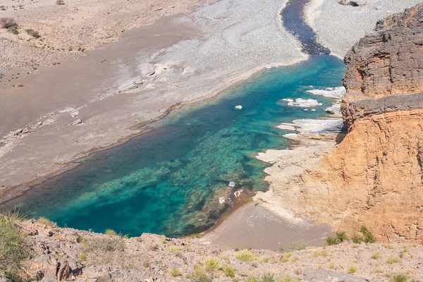 Víz Átvágta Sivatagi Sziklát Hogy Létrehozza Wadi Dyqah Egyik Legszebb — Stock Fotó