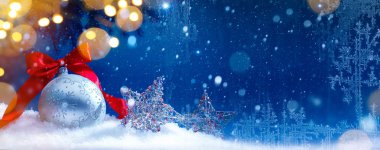 Sanat mavi kar Noel tatili ışıklar arka plan