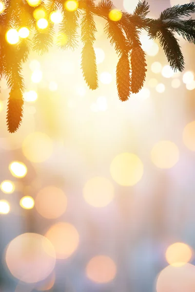 Jul bakgrund med julgran och helgdagar ljus — Stockfoto