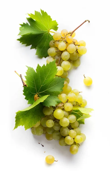 Fundo da lista de vinhos; uvas brancas doces e folhas — Fotografia de Stock