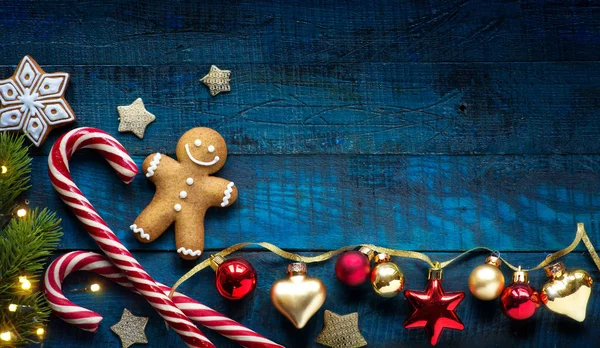 Vacanze di Natale ornamento piatto lay; sfondo biglietto di Natale — Foto Stock