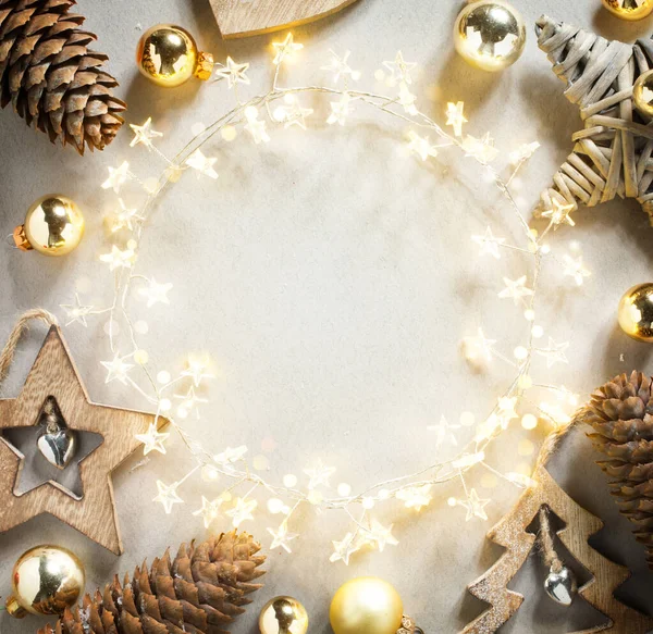 Abstract Christmas Tree Holiday Light garland and Christmas Deco — ストック写真