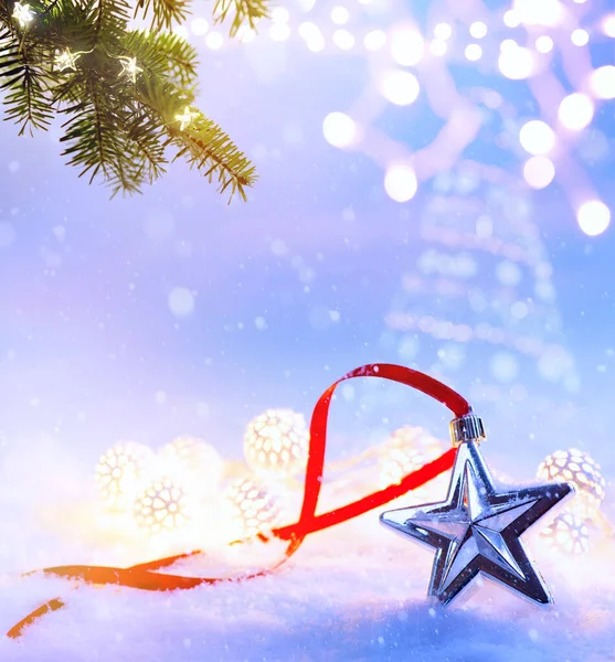 Art Christmas Holiday Background with Christmas Tree decoration — ストック写真