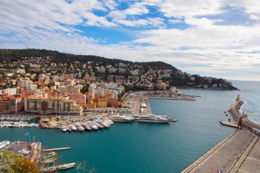 Liman güzel ve lüks yatların havadan görünümü