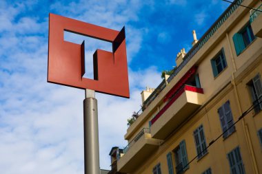 Nice da yüksek hızlı tramvay durağı belirtisi