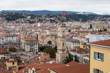 Colline du Chateau dan güzel eski şehrin havadan görünümü