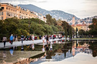 Nice 'de gezinti güvertesi.