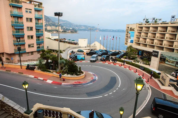 Fairmont saç tokası veya Loews eğrisi, Monaco ünlü bir bölümünü 