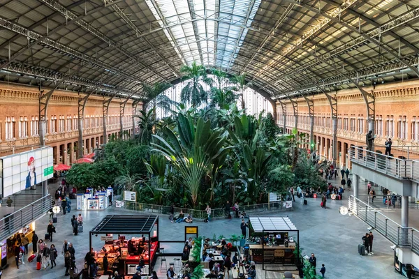 Аточа залізничної станції в Мадриді, Іспанія — стокове фото