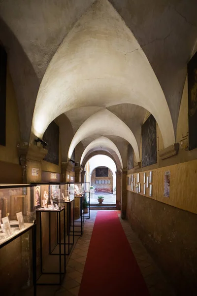 Chiesa francescana e monastero di Nizza — Foto Stock