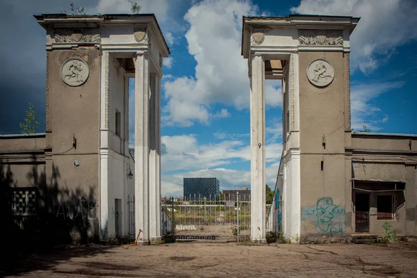 Porte du stade Zalgiris à Vilnius, Lituanie — Photo