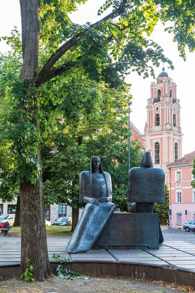 Vilnius Lituânia Junho 2019 Escultura Bronze Sisters Sculptor Daliute Ona — Fotografia de Stock