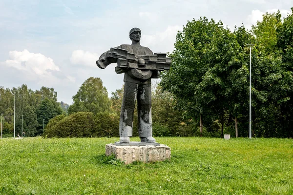 Vilnius Litauen August 2018 Bronzeskulptur Arbeiter Bildhauer Kazys Kynas Architektin — Stockfoto