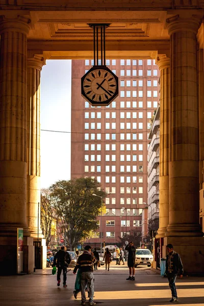 Milano Italia Novembre 2012 Sala Arrivi Della Milano Centrale Principale — Foto Stock