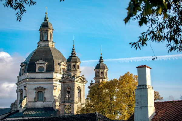 Pazaislis修道院和参观教堂 立陶宛最宏伟的意大利巴洛克建筑范例 — 图库照片