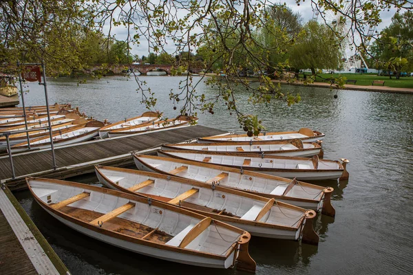 Stratford Avon Reino Unido Abril 2018 Shakespeare Named Row Boats — Fotografia de Stock