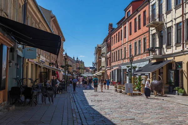 Kaunas Litouwen Juni 2019 Mensen Wandelen Door Vilnius Straat Ontspannen — Stockfoto