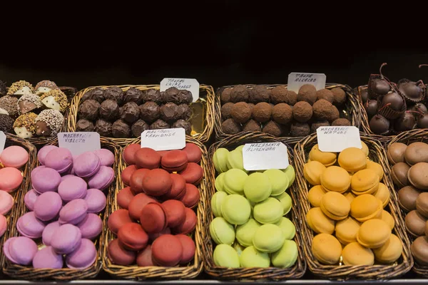 Pastas coloridas en el mercado —  Fotos de Stock