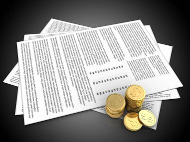 Kağıtları ve üzerinde siyah arka plan